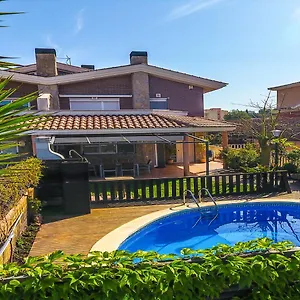 Moles Villa